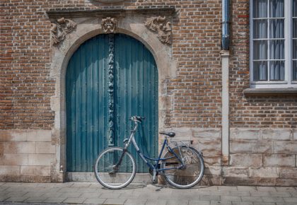 Visitez le Douaisis avec des visites guidées à vélo à assistance électrique.